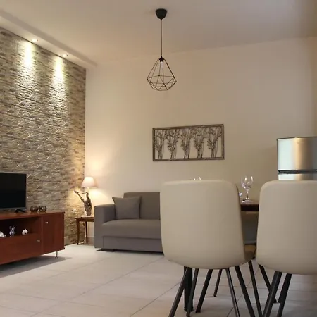 Miltos Aspasia Apartman *